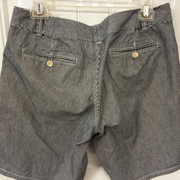 Dockers Blue and White Shorts - Picture 4 of 4